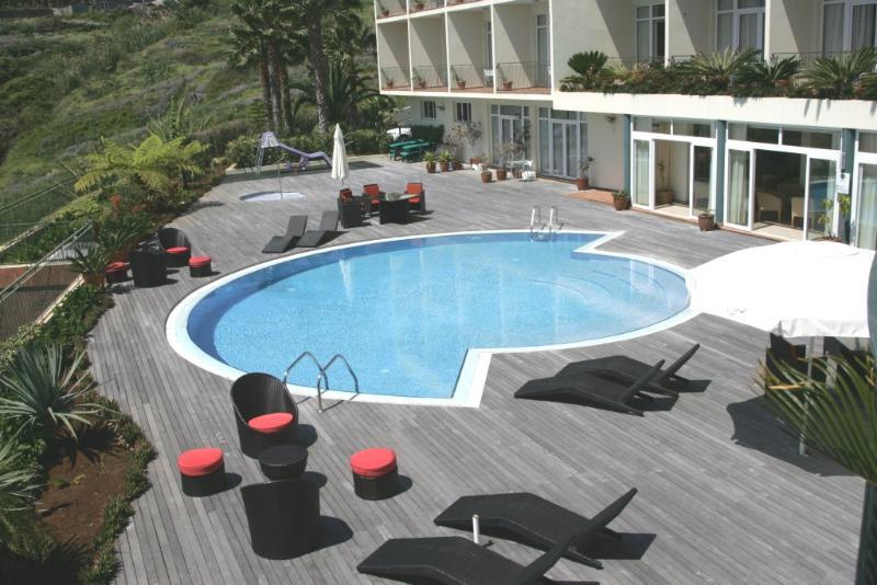 Hotel Do Campo Ribeira Brava Bagian luar foto